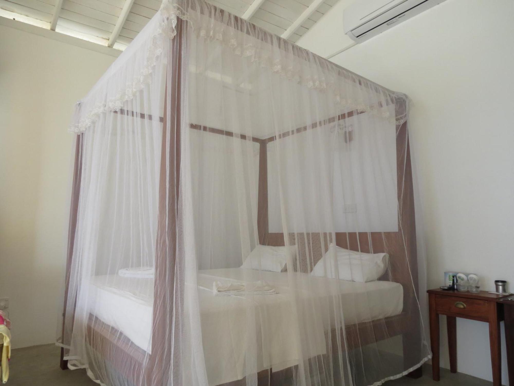 Mountain Wave Hotel And Surfshop هيكادوفا الغرفة الصورة
