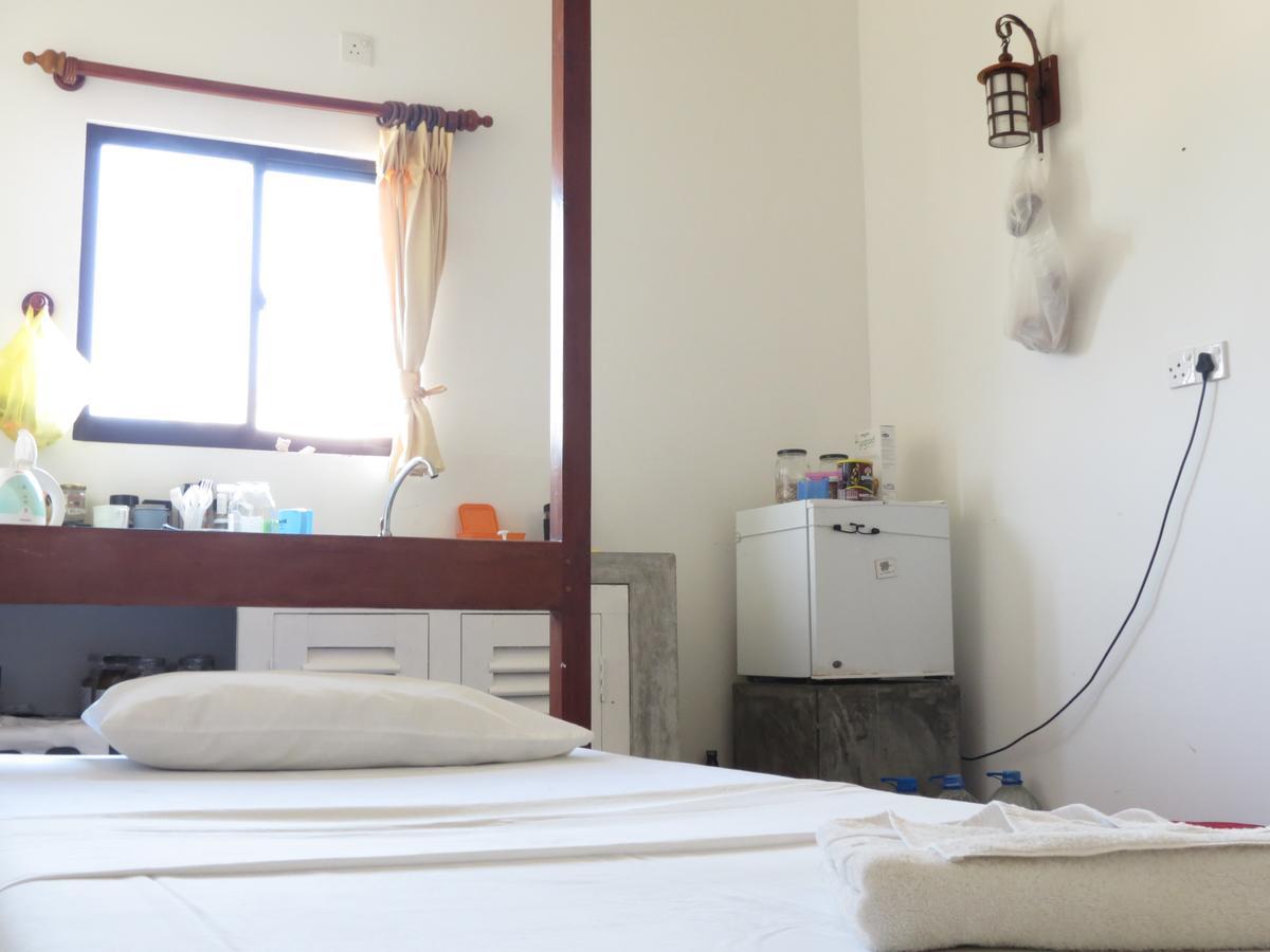 Mountain Wave Hotel And Surfshop هيكادوفا المظهر الخارجي الصورة
